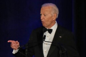 white-house-accuses-biden-staffer-of-impersonating-chief-of-staff-in-autopen-investigation