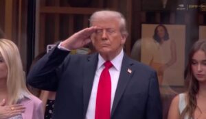 mainstream-media-ignores-president-trump-at-us-open-|-joe-hoft