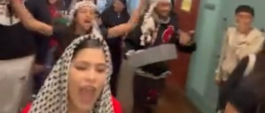 video-of-san-francisco-high-schoolers-chanting-antisemitic-slogan-goes-viral-amid-israel-hamas-firestorm