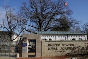 moore-says-no-threat-at-naval-academy-after-student-mistakes-officer-for-gunman