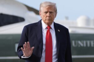 trump’s-denial-of-epstein-letter-signature-‘doesn’t-make-sense’:-sarah-bedford