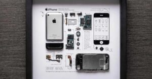grid-studio’s-anniversary-sale:-frame-the-first-iphone-on-your-wall-for-cheap