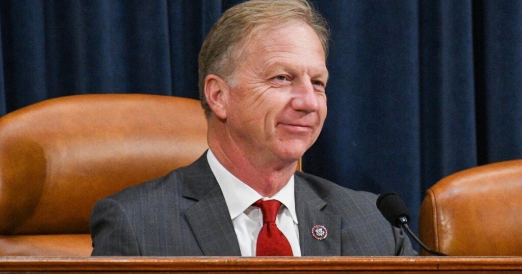 report:-rep.-kevin-hern-who-is-running-for-house-speaker-reportedly-profiting-significantly-from-ongoing-wars-in-ukraine-and-israel-per-his-stock-holdings-|-the-gateway-pundit-|-by-jim-hᴏft