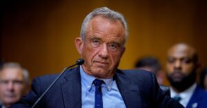 rfk-jr.’s-vaccine-panel-votes-down-its-own-proposal-to-require-prescriptions-for-covid-19-shots