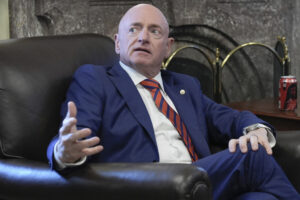 us-sen.-mark-kelly-presents-‘ai-for-america’-roadmap