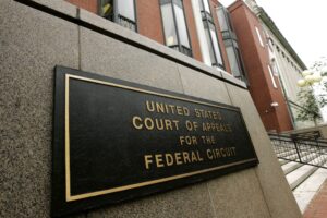 pauline-newman-asks-full-dc-circuit-to-hear-suspension-challenge