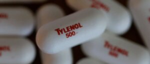 anti-trump-tiktok-users-take-large-tylenol-doses-following-alleged-autism-link