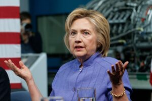 clinton-admits-gop-did-‘a-much-better-job-dominating-social-media’