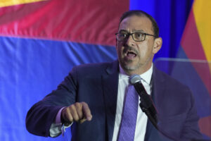 election-organization-backs-republicans’-suit-against-arizona