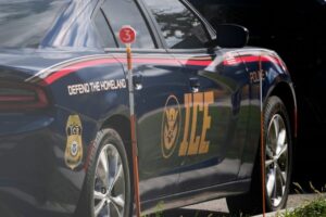 ice-agent-‘relieved-of-current-duties’-after-pushing-woman