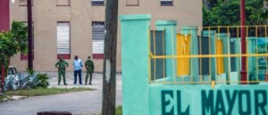 communist-convicted-of-killing-cop-dies-decades-after-escaping-prison,-officials-say