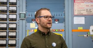 the-la-fires-spewed-out-toxic-nanoparticles.-he-made-it-his-mission-to-trace-them