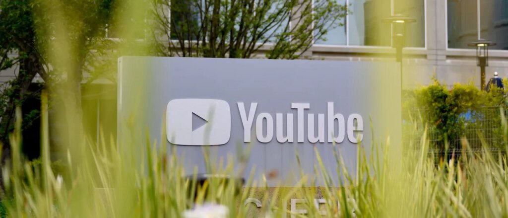 big-tech-behmouth-throws-in-towel,-agrees-to-fork-over-millions-to-trump-after-suspending-account