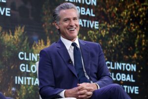 newsom-signs-‘ai-safety’-law-to-‘build-public-trust’-in-technology