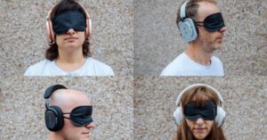 we-asked-audio-pros-to-blind-test-headphones.-the-results-were-surprising