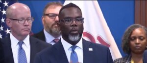 democratic-mayor-praises-convicted-cop-killer-who-fled-to-cuba