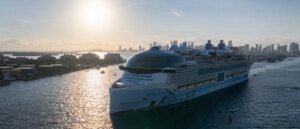 over-70-people-sick-following-norovirus-outbreak-aboard-cruise-ship