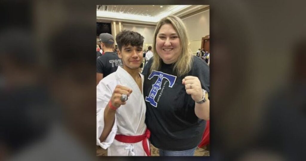 died-unexpectedly:-16-year-old-texas-high-schooler-dies-mysteriously-at-cross-country-meet-|-the-gateway-pundit-|-by-david-greyson