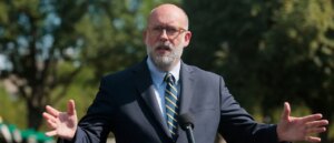 trump-admin-freezes-$2-billion-chicago-infrastructure-funding-over