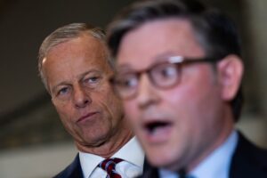 senate-leaves-for-the-weekend-with-no-shutdown-deal-in-sight