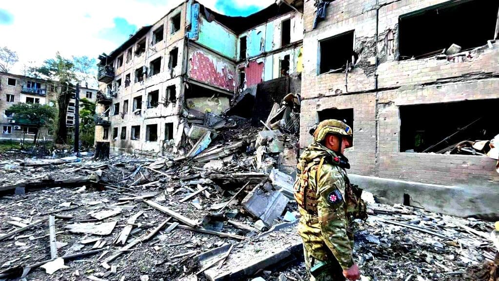 siege-of-avdiivka:-the-msm-paints-the-russian-offensive-as-a-failure,-but-zelensky’s-former-advisor-arestovitch-warns-that-the-city-may-be-about-the-be-encircled-|-the-gateway-pundit-|-by-paul-serran
