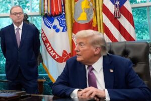 honoring-trump-on-coin-for-us’s-250th-birthday-is-legal:-hassett