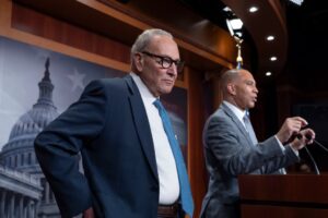 tiana-lowe-doescher-projects-shutdown-layoffs-to-be-‘good-threat’-to-democrats-in-deadlock