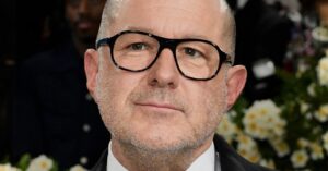 jony-ive-says-he-wants-his-openai-devices-to-‘make-us-happy’