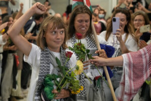 greta-thunberg-fires-back-at-trump’s-concerns-for-her-mental-health