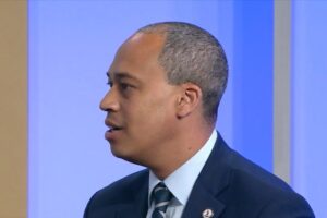 joe-concha-says-jay-jones’s-campaign-is-the-democratic-party’s-‘permission-slip-to-violence’