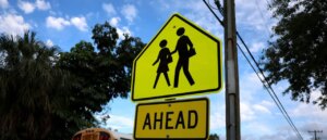 report:-student-at-middle-school-allegedly-gets-stabbed,-police-arrest-a-mom