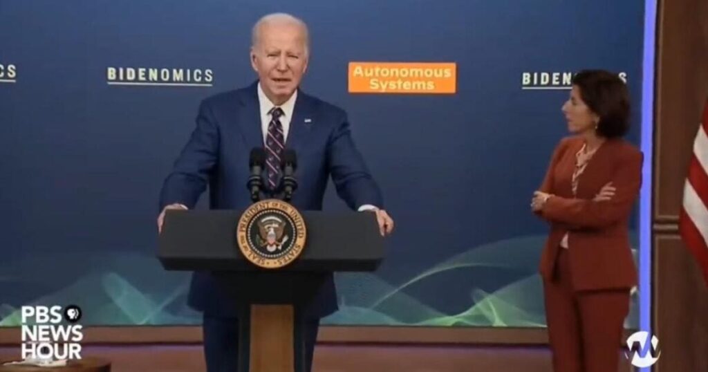 joe-biden-blurts-out-at-end-of-remarks-on-bidenomics:-“i-have-to-go-to-the-situation-room.-there’s-an-issue-i-need-to-deal-with”-(video)-|-the-gateway-pundit-|-by-cristina-laila