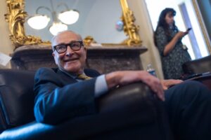 senate-demcrats-ripped-for-holding-luxury-fundraising-retreat-during-shutdown