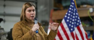 democrats-hold-star-socialist-at-arms-length-after-he-declared-victory-over-party