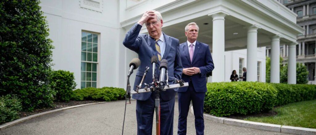 mitch-mcconnell-tumbles-to-the-ground-while-answering-reporter