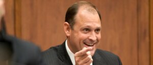 republican-running-to-replace-mitch-mcconnell-leads-pack-in-the-bank