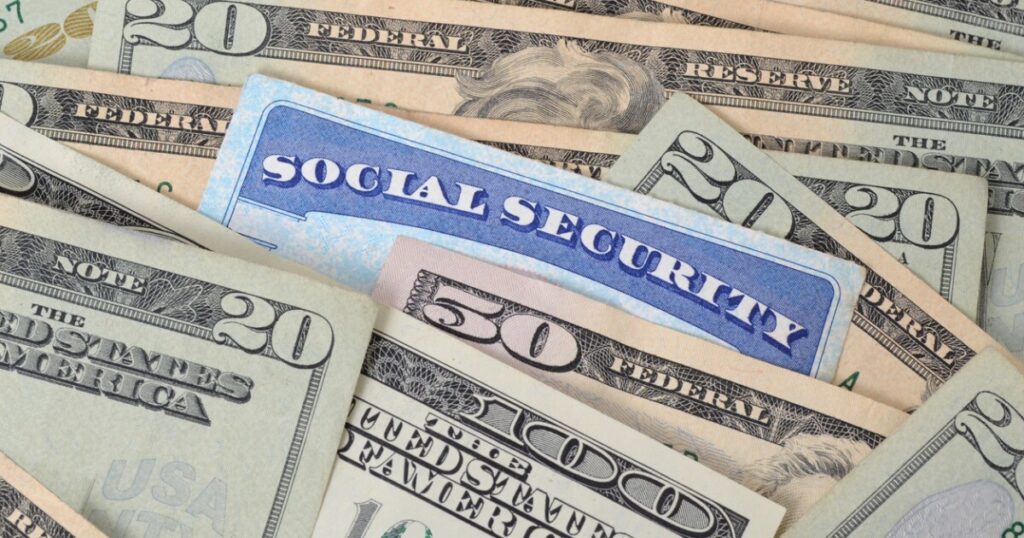 social-security-update:-third-round-of-direct-payments-worth-up-to-$4,555-arrives-in-one-day
