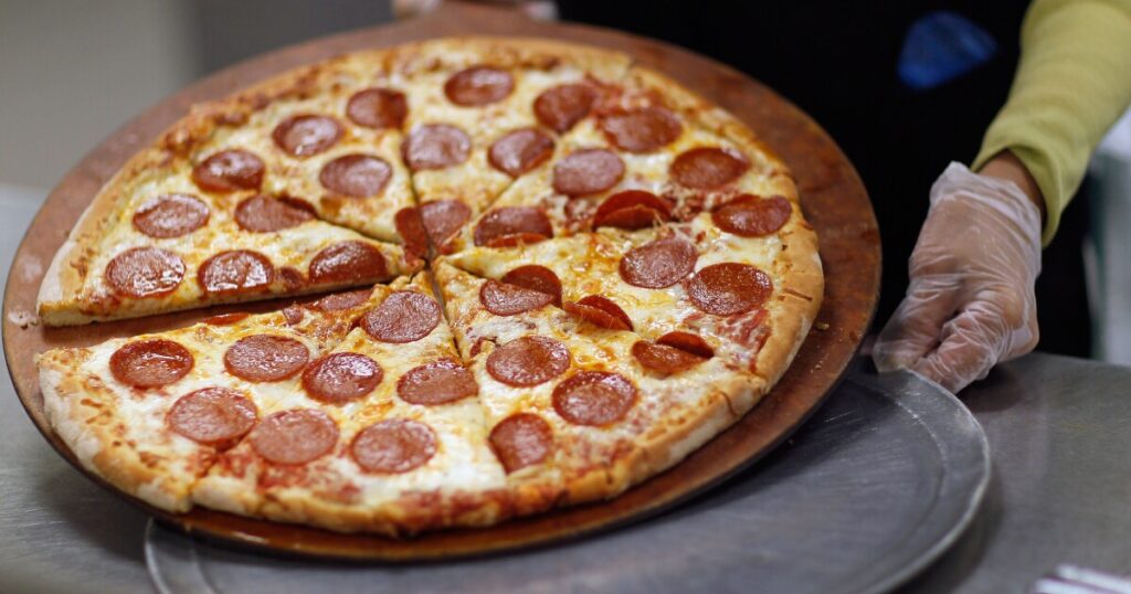 dea-seizes-narcotics-including-crack-cocaine-and-fentanyl-at-bronx-pizzeria