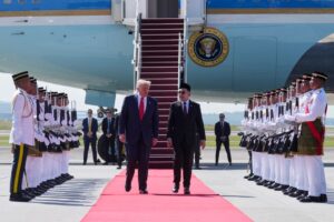 trump-lands-in-malaysia-for-first-stop-in-high-stakes-asia-trip