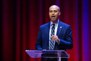 feds,-officials,-and-teachers-donated-to-jones-after-text-scandal