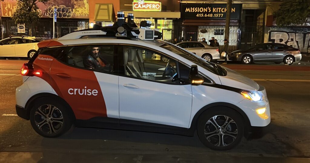 california-dmv-suspends-cruise’s-driverless-car-permit-over-safety-concerns