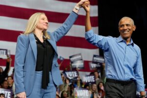 obama-blasts-trump-while-campaigning-in-virginia-for-spanberger