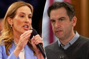 jersey-city’s-democrat-mayor-sounds-alarm-about-nj-gubernatorial-race