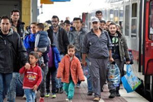 german-chancellor-ends-asylum-for-syrian-refugees,-warns-of-deportations