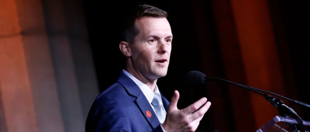 top-gop-target-won’t-run-for-reelection-after-facing-leftist-challenger