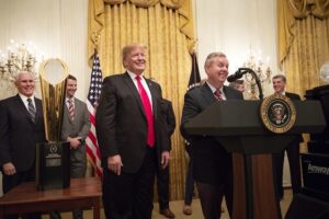 trump-snapped-at-lindsay-graham-during-closed-door-meeting-with-senate-republicans:-report