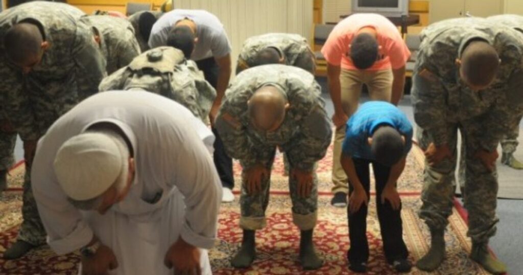frontline-news:-islamic-groups-infiltrate-us-defense-establishment-|-the-gateway-pundit-|-by-jim-hoft