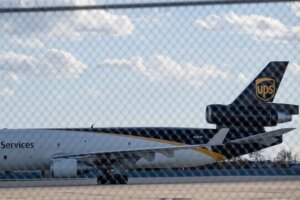 ups,-fedex-ground-plane-model-involved-in-deadly-louisville-crash