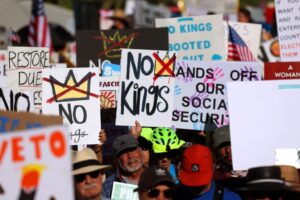 ‘no-kings’-leader-to-cut-off-support-for-democrats-who-back-schumer