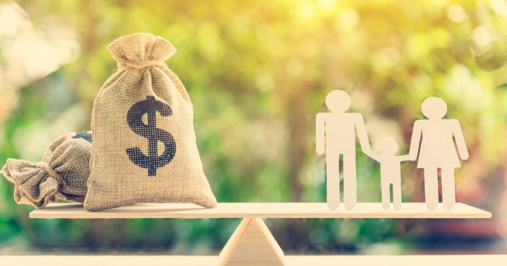 child-tax-credit:-payment-worth-$330-per-child-to-be-sent-to-new-york-families-in-2024